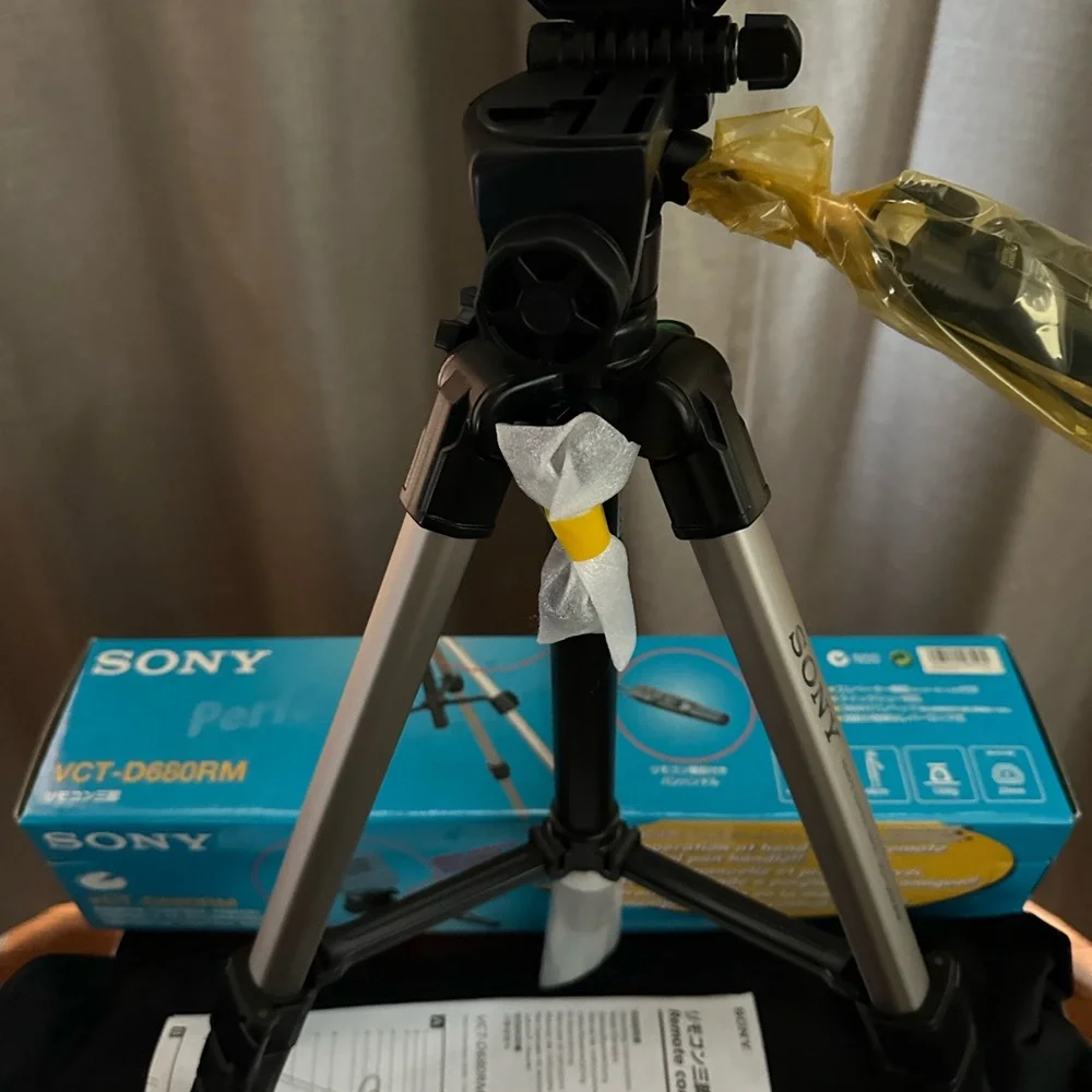 Sony Remote Control Tripod for Cameras and Camcorders